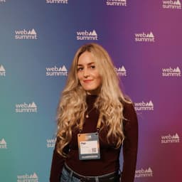 Coding Elf logo — tech content platform with 122K+ followers